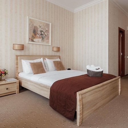 Noname Hotel Odessa Bagian luar foto