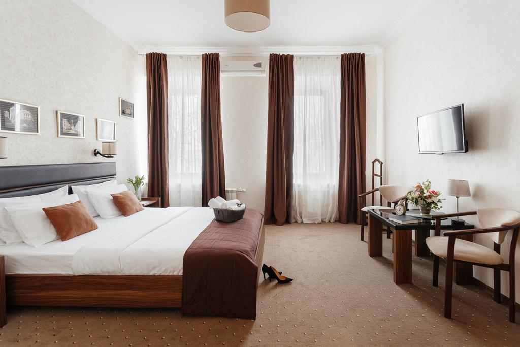Noname Hotel Odessa Bagian luar foto