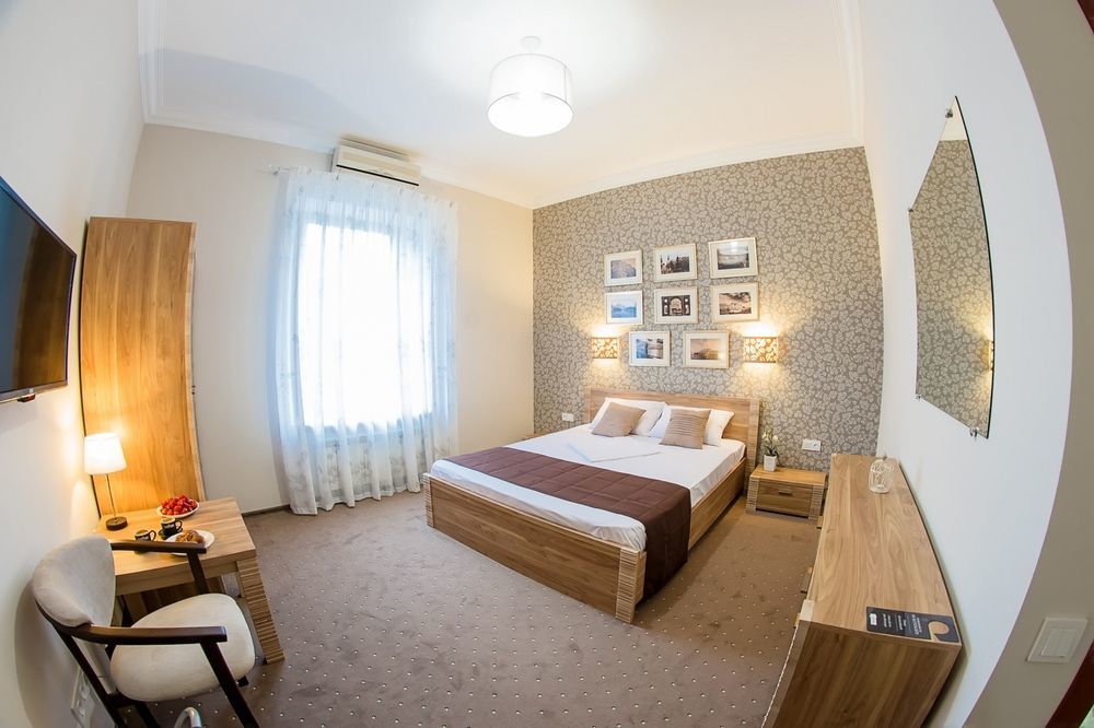 Noname Hotel Odessa Bagian luar foto