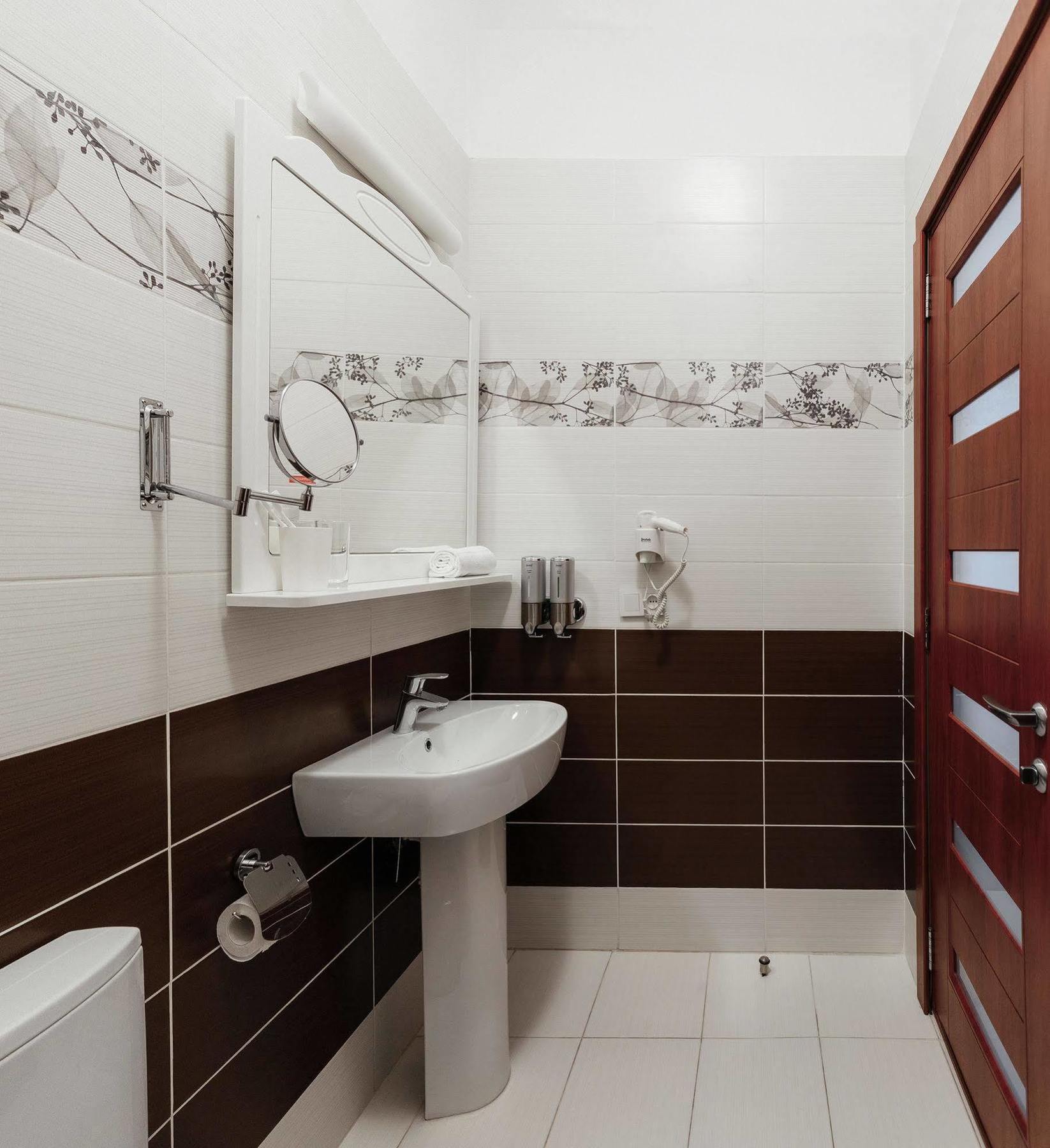 Noname Hotel Odessa Bagian luar foto