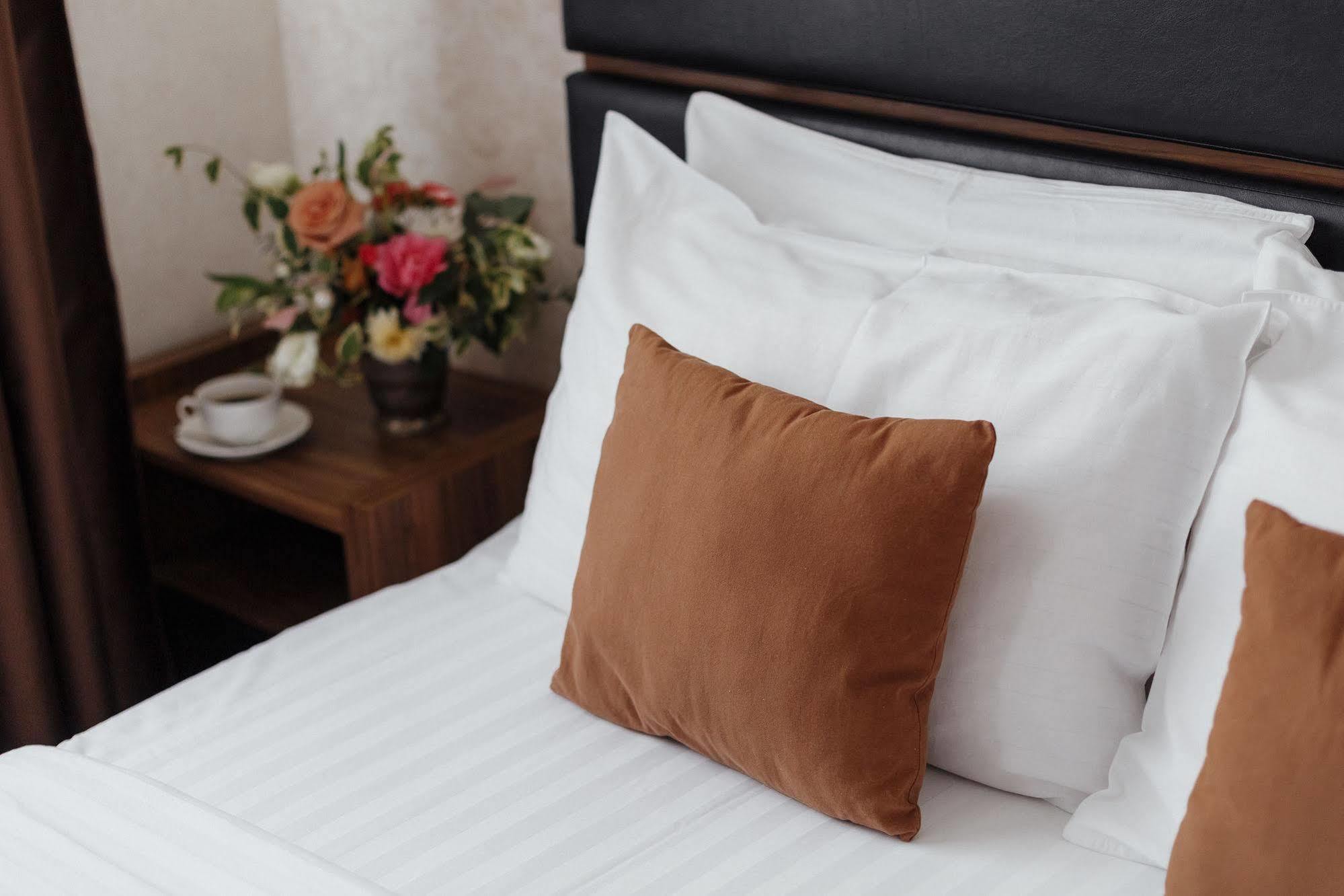 Noname Hotel Odessa Bagian luar foto