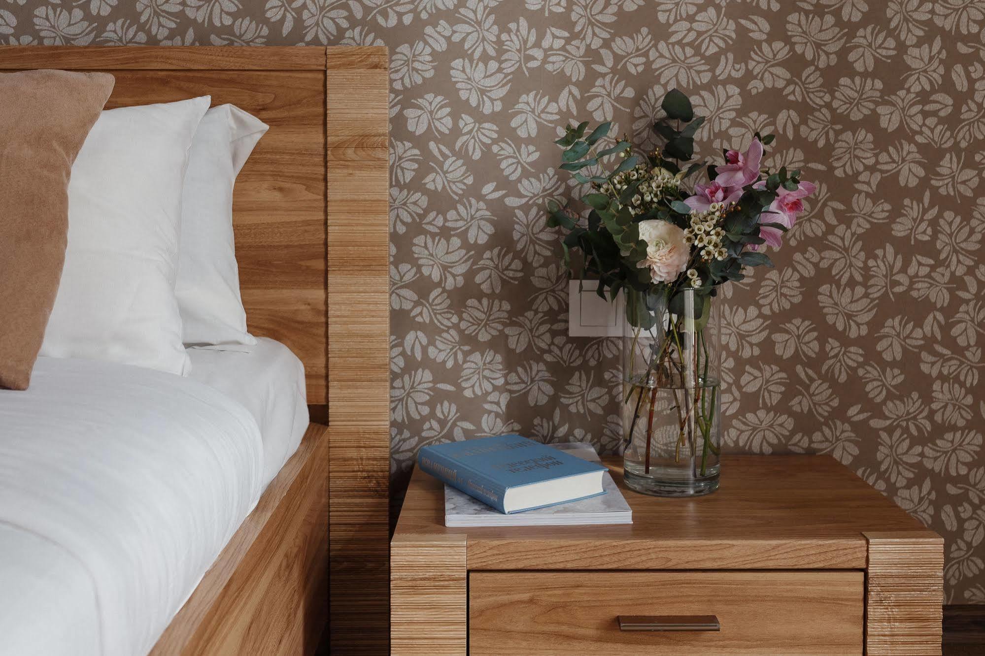 Noname Hotel Odessa Bagian luar foto