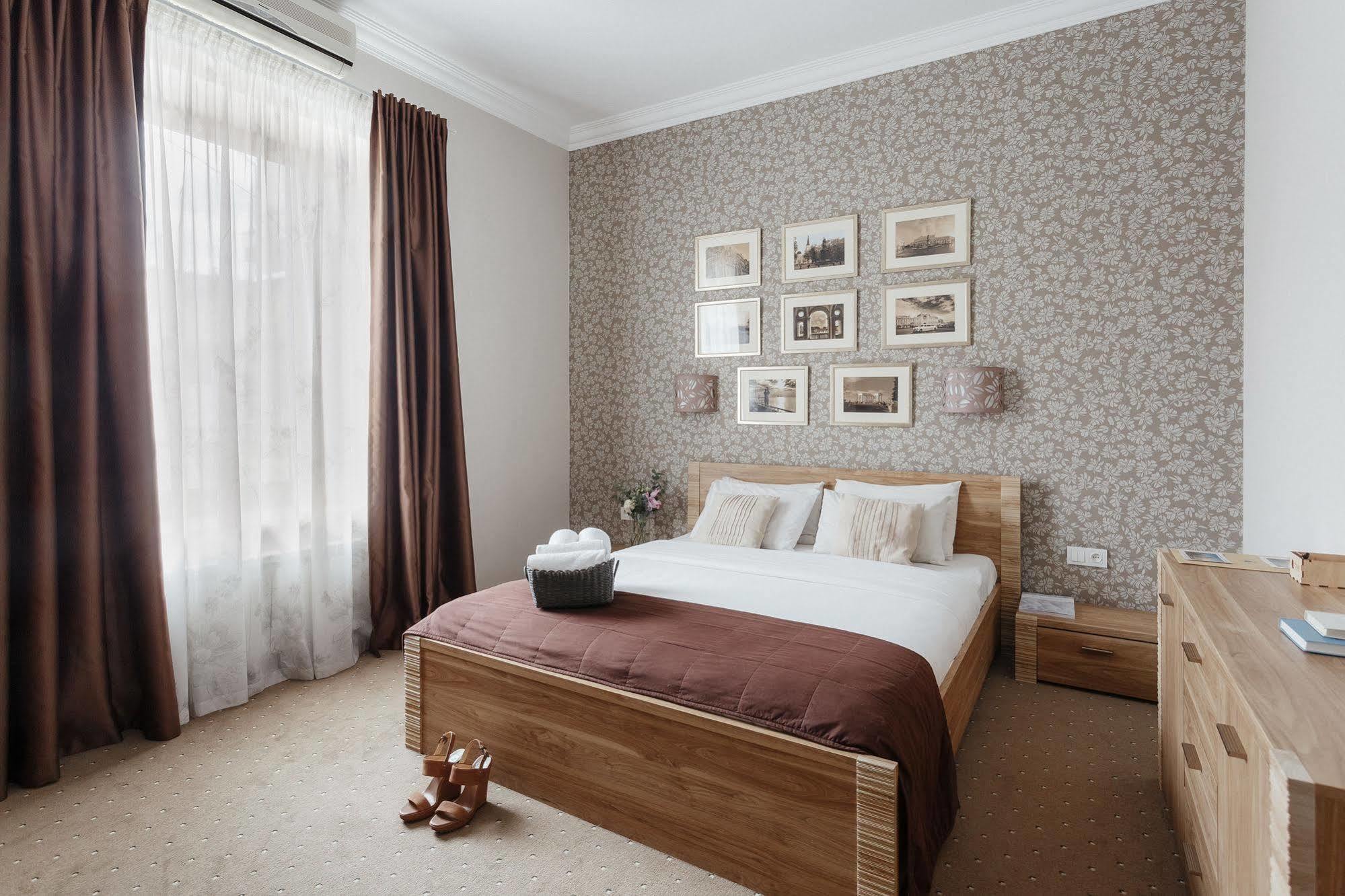 Noname Hotel Odessa Bagian luar foto